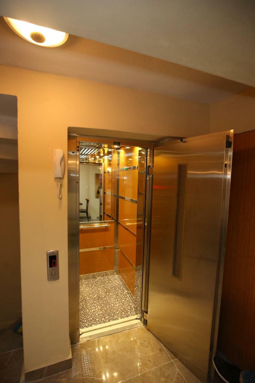 Yues Hotel Istanbul Eksteriør bilde